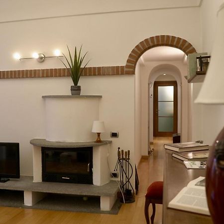 La Casa Di Anita Apartment Asti Luaran gambar